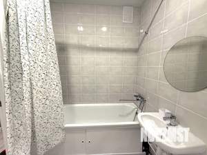 1-к квартира, посуточно, 40м2, 3/24 этаж