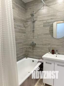 Студия квартира, посуточно, 35м2, 5/25 этаж