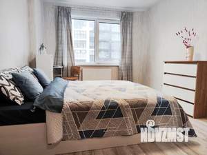2-к квартира, посуточно, 38м2, 12/16 этаж