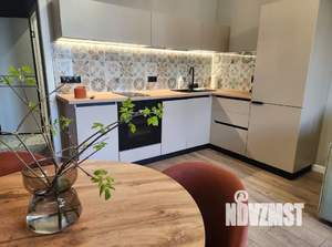 1-к квартира, посуточно, 44м2, 7/25 этаж