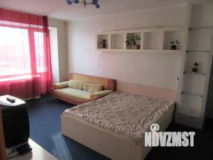 1-к квартира, посуточно, 40м2, 4/5 этаж