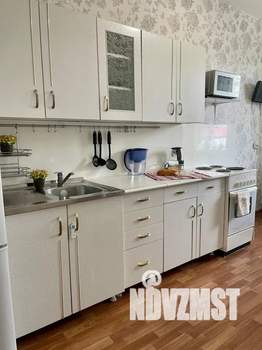 1-к квартира, посуточно, 42м2, 3/18 этаж