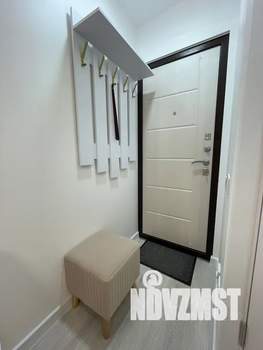 Студия квартира, посуточно, 16м2, 1/9 этаж