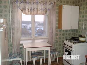 3-к квартира, на длительный срок, 48м2, 2/5 этаж