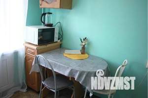 3-к квартира, посуточно, 62м2, 1/5 этаж