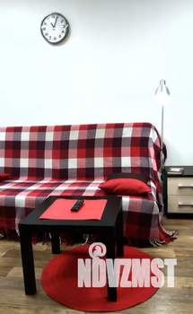 Студия квартира, посуточно, 30м2, 11/18 этаж