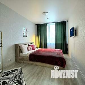 1-к квартира, посуточно, 42м2, 5/6 этаж