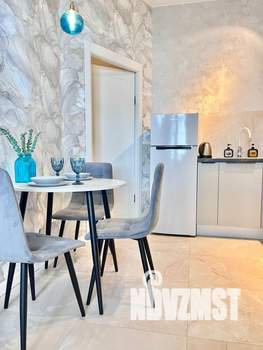 1-к квартира, посуточно, 47м2, 1/1 этаж