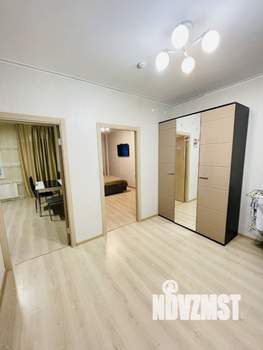 1-к квартира, посуточно, 44м2, 1/25 этаж