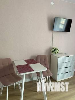 Студия квартира, посуточно, 27м2, 6/10 этаж