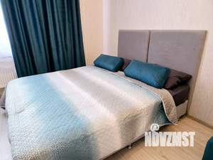 1-к квартира, посуточно, 37м2, 1/17 этаж