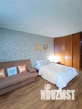 Студия квартира, посуточно, 30м2, 2/5 этаж