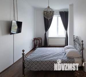 2-к квартира, посуточно, 70м2, 25/25 этаж