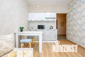 2-к квартира, посуточно, 47м2, 7/22 этаж