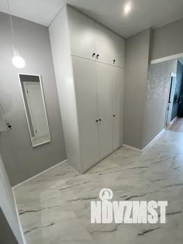 2-к квартира, посуточно, 42м2, 13/25 этаж