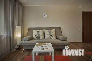 2-к квартира, посуточно, 65м2, 1/1 этаж