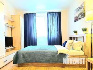 1-к квартира, посуточно, 38м2, 23/26 этаж