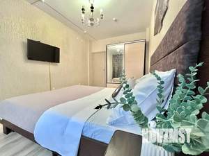 1-к квартира, посуточно, 54м2, 2/25 этаж