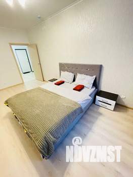 1-к квартира, посуточно, 41м2, 1/25 этаж