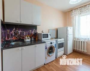 1-к квартира, посуточно, 42м2, 5/10 этаж