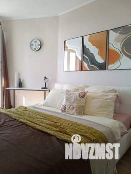 Студия квартира, посуточно, 28м2, 22/25 этаж