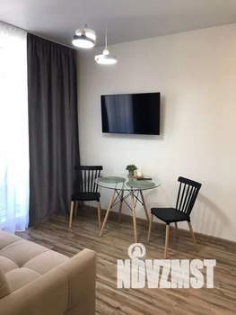 1-к квартира, посуточно, 40м2, 2/20 этаж