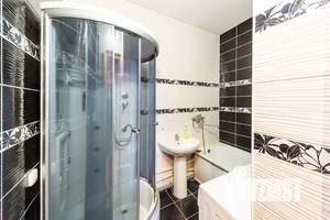 2-к квартира, посуточно, 70м2, 7/25 этаж