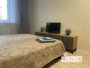 1-к квартира, посуточно, 34м2, 4/10 этаж
