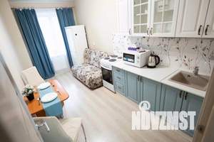 1-к квартира, посуточно, 43м2, 8/17 этаж