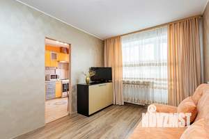 1-к квартира, посуточно, 35м2, 4/5 этаж