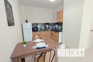 1-к квартира, посуточно, 40м2, 8/25 этаж