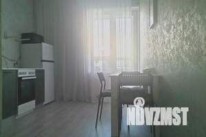 1-к квартира, посуточно, 40м2, 2/25 этаж