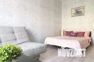 1-к квартира, посуточно, 40м2, 2/25 этаж