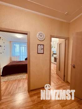 1-к квартира, посуточно, 40м2, 21/25 этаж