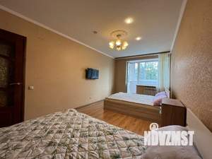 1-к квартира, посуточно, 50м2, 1/1 этаж