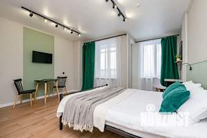 Студия квартира, посуточно, 30м2, 23/25 этаж