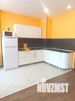 Студия квартира, посуточно, 35м2, 3/17 этаж