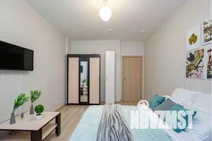 1-к квартира, посуточно, 45м2, 18/26 этаж