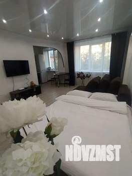 1-к квартира, посуточно, 38м2, 5/5 этаж