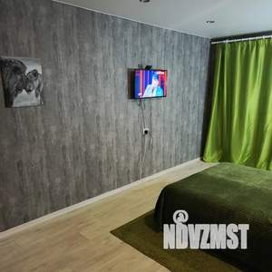 2-к квартира, посуточно, 38м2, 4/4 этаж