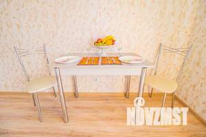 1-к квартира, посуточно, 38м2, 17/31 этаж