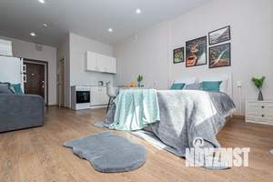 Студия квартира, посуточно, 28м2, 13/16 этаж