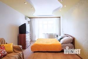 1-к квартира, посуточно, 32м2, 6/9 этаж