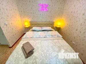 1-к квартира, посуточно, 37м2, 2/13 этаж