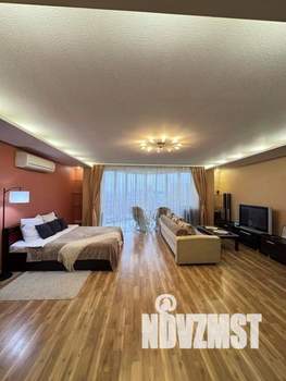 1-к квартира, посуточно, 58м2, 1/1 этаж