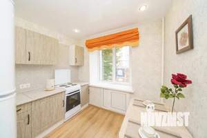 1-к квартира, посуточно, 40м2, 2/5 этаж