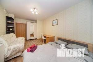 1-к квартира, посуточно, 45м2, 13/18 этаж