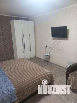 Студия квартира, посуточно, 32м2, 2/5 этаж