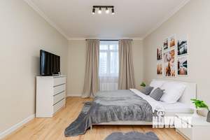 1-к квартира, посуточно, 42м2, 15/20 этаж