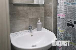 Студия квартира, посуточно, 18м2, 1/9 этаж